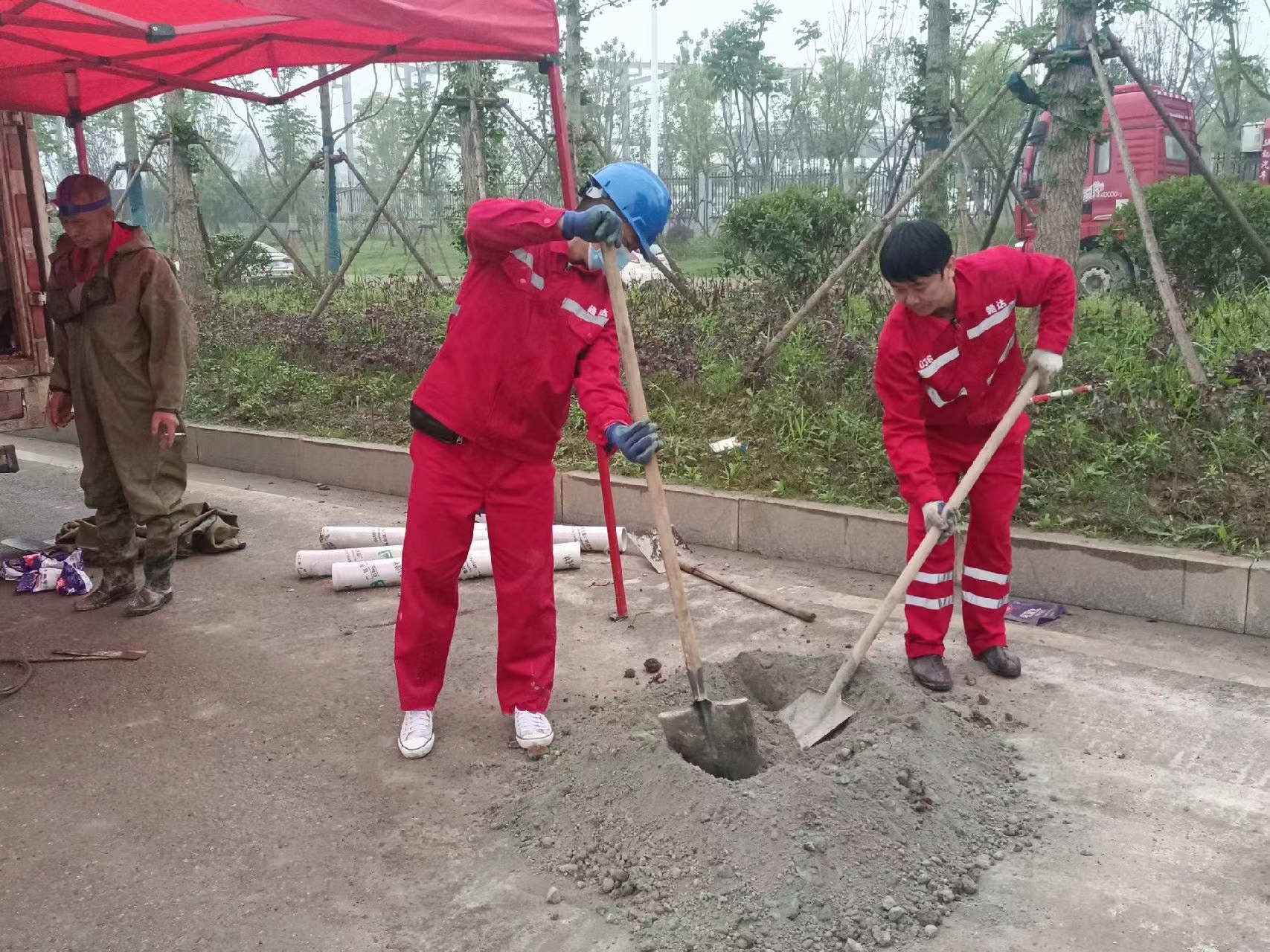 迪庆管道疏通哪家好】及时进行市政管道清淤